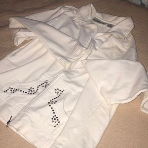 💖💖 EUC - Very pretty white zip up sweater!